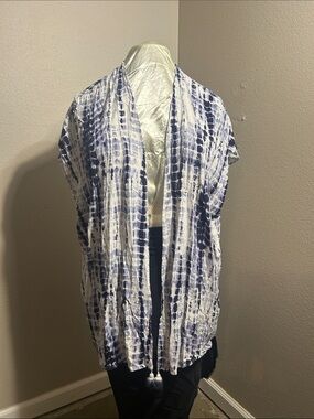lightweight open front tunic